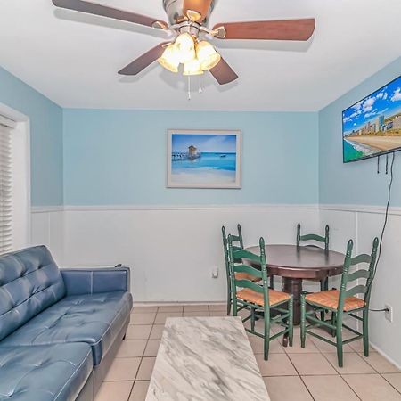 125 Atlantic Avenue Unit E - Pet Friendly! Walk To The Beach And Pier!1Br -1Ba - Sleeps 2-4 Guests! Миртъл Бийч Екстериор снимка
